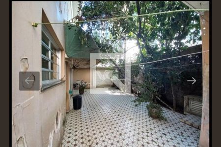 Casa à venda com 430m², 5 quartos e 4 vagasQuintal