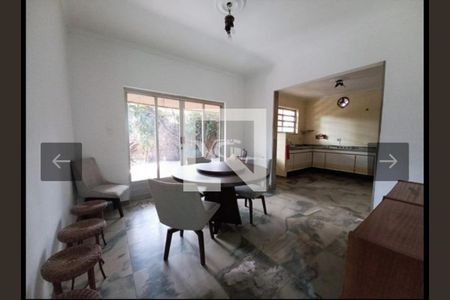 Casa à venda com 430m², 5 quartos e 4 vagasSala