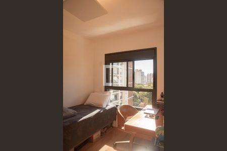Apartamento à venda com 141m², 3 quartos e 2 vagasSuíte 2