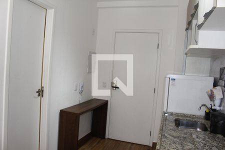 Cozinha de kitnet/studio à venda com 1 quarto, 21m² em República, São Paulo