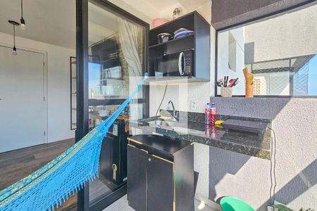 Varanda/Cozinha de apartamento para alugar com 1 quarto, 27m² em Parque Enseada, Guarujá