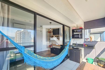 Varanda/Cozinha de apartamento para alugar com 1 quarto, 27m² em Parque Enseada, Guarujá