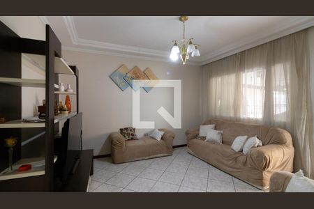 Sala de casa à venda com 3 quartos, 250m² em Vila Paranagua, São Paulo