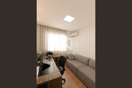 Casa à venda com 180m², 3 quartos e 3 vagasQuarto