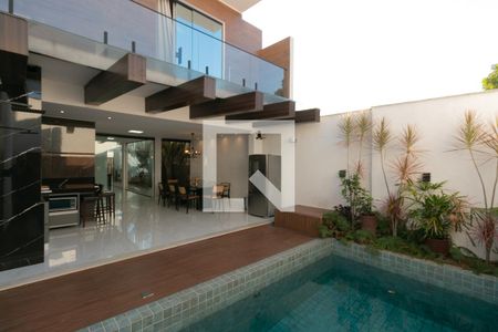 Casa à venda com 180m², 3 quartos e 3 vagasÁrea Externa
