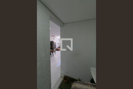 Casa à venda com 180m², 3 quartos e 3 vagasÁrea de Serviço