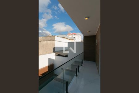 Casa à venda com 180m², 3 quartos e 3 vagasVaranda da Suíte 2