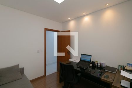 Casa à venda com 180m², 3 quartos e 3 vagasQuarto