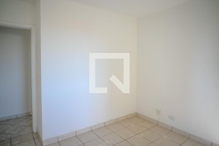 Quarto 2 de apartamento para alugar com 2 quartos, 60m² em Vila Moraes, São Paulo