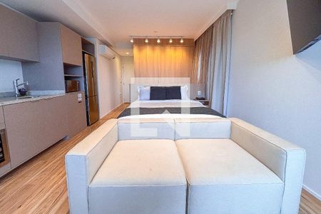 Studio de kitnet/studio para alugar com 1 quarto, 39m² em Pinheiros, São Paulo