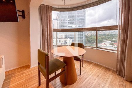 Studio de kitnet/studio para alugar com 1 quarto, 39m² em Pinheiros, São Paulo