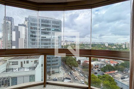 Sacada de kitnet/studio à venda com 1 quarto, 39m² em Pinheiros, São Paulo