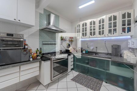 Cozinha e Área de Serviço de apartamento à venda com 3 quartos, 170m² em Bela Vista, São Paulo