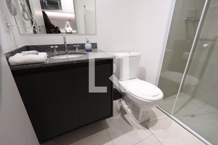 Banheiro de kitnet/studio para alugar com 1 quarto, 23m² em Centro Histórico de São Paulo, São Paulo