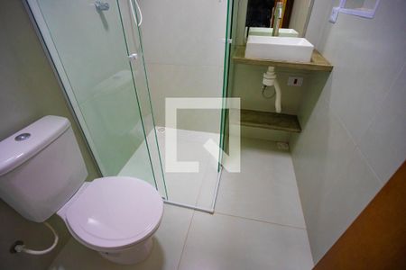 Banheiro de casa para alugar com 2 quartos, 68m² em Conceição, Diadema