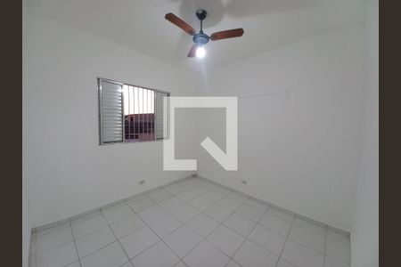 Quarto 2 de casa para alugar com 2 quartos, 70m² em Vila Mateo Bei, São Vicente