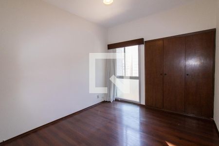 Apartamento à venda com 230m², 4 quartos e 4 vagasQuarto 4