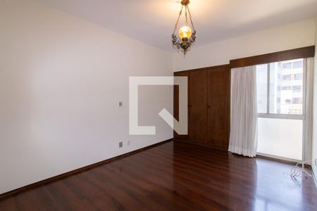Apartamento à venda com 230m², 4 quartos e 4 vagasQuarto 3