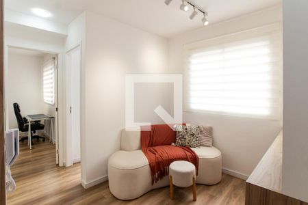 Sala de apartamento para alugar com 2 quartos, 34m² em Parque Vitoria, São Paulo