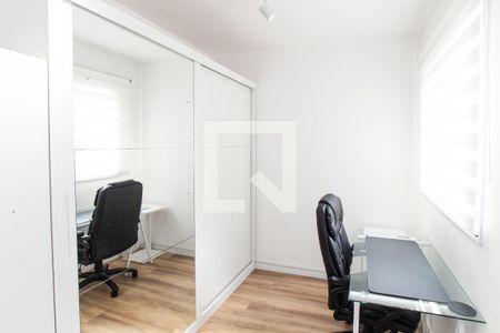Quarto 2 de apartamento para alugar com 2 quartos, 34m² em Parque Vitoria, São Paulo