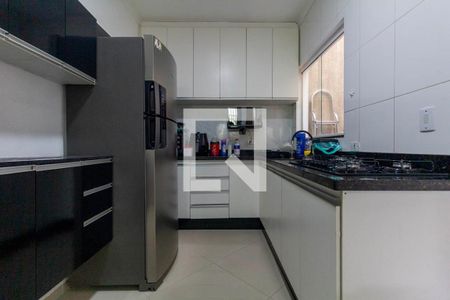 Cozinha de casa de condomínio à venda com 2 quartos, 69m² em Parque Boturussu, São Paulo