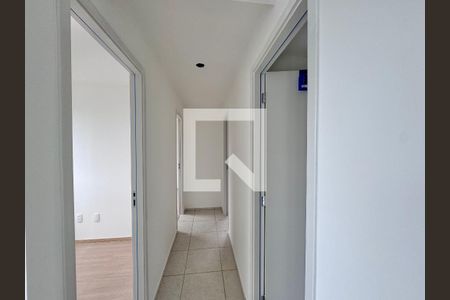 Corredor de apartamento à venda com 3 quartos, 60m² em Barra Olímpica, Rio de Janeiro