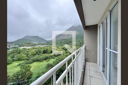 Varanda da Sala/Cozinha de apartamento à venda com 3 quartos, 60m² em Barra Olímpica, Rio de Janeiro