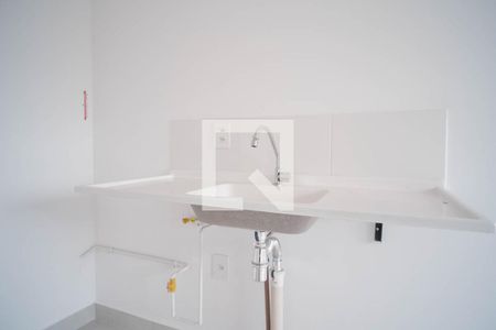 Sala/Cozinha de apartamento à venda com 2 quartos, 33m² em Engenheiro Goulart, São Paulo