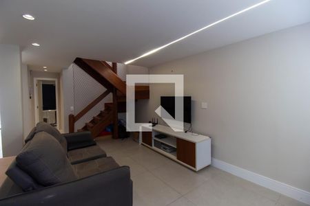 Casa à venda com 3 quartos, 190m² em Itaipu, Niterói