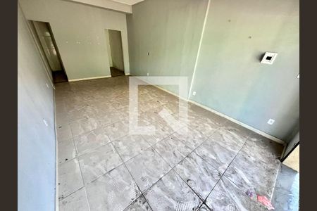 Lojas (são 4 lojas semelhantes) de casa à venda com 5 quartos, 479m² em Tupi, Belo Horizonte