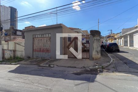 Fachada de casa à venda com 2 quartos, 160m² em Vila Tolstoi, São Paulo