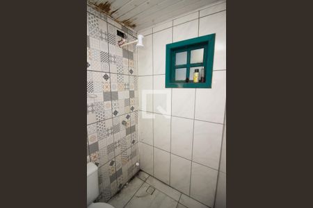 Banheiro de casa para alugar com 3 quartos, 50m² em Cristal, Porto Alegre