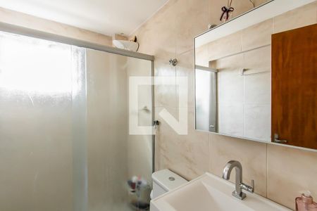 Banheiro de apartamento à venda com 2 quartos, 53m² em Chácara Cruzeiro do Sul, São Paulo