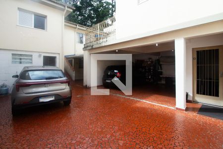 Garagem de casa à venda com 4 quartos, 350m² em Moema, São Paulo