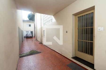 Garagem de casa à venda com 4 quartos, 350m² em Moema, São Paulo