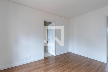 Apartamento à venda com 142m², 4 quartos e 3 vagasQuarto 2