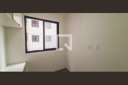 Quarto 2 de apartamento à venda com 2 quartos, 36m² em Metalúrgicos, Osasco