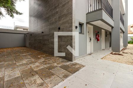 Fachada do bloco de apartamento à venda com 1 quarto, 30m² em Parque Colonial, São Paulo