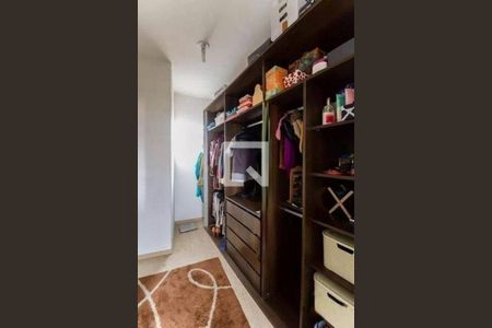 Casa à venda com 4 quartos, 160m² em Chácara Santo Antônio (zona Leste), São Paulo