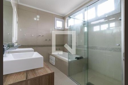 Casa à venda com 4 quartos, 360m² em Vila Prudente, São Paulo