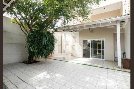 Casa à venda com 4 quartos, 360m² em Vila Prudente, São Paulo