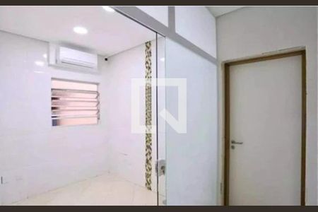 Casa à venda com 3 quartos, 420m² em Vila Bertioga, São Paulo