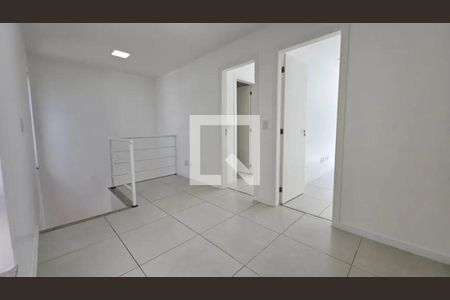 Casa à venda com 3 quartos, 106m² em Serra Grande, Niterói