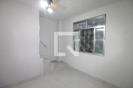 Sala de casa para alugar com 2 quartos, 80m² em Encantado, Rio de Janeiro