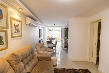 Casa de condomínio à venda com 150m², 3 quartos e 2 vagasSala