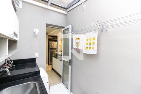 Casa de condomínio à venda com 150m², 3 quartos e 2 vagas Casa de condomínio à venda com 150m², 3 quartos e 2 vagasÁrea de Serviço