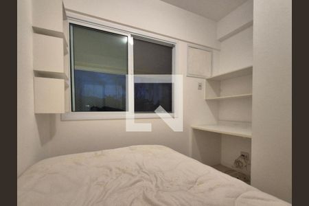 Quarto  de apartamento para alugar com 3 quartos, 83m² em Barra da Tijuca, Rio de Janeiro