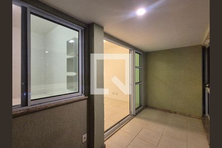 Varanda  de apartamento para alugar com 3 quartos, 83m² em Barra da Tijuca, Rio de Janeiro