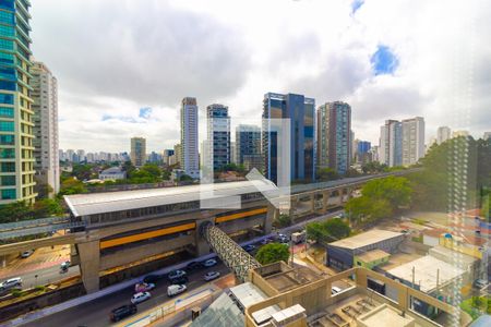 Varanda de kitnet/studio para alugar com 1 quarto, 24m² em Vila Cordeiro, São Paulo