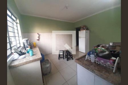 Casa à venda com 138m², 2 quartos e 2 vagas Casa à venda com 138m², 2 quartos e 2 vagasFoto 07